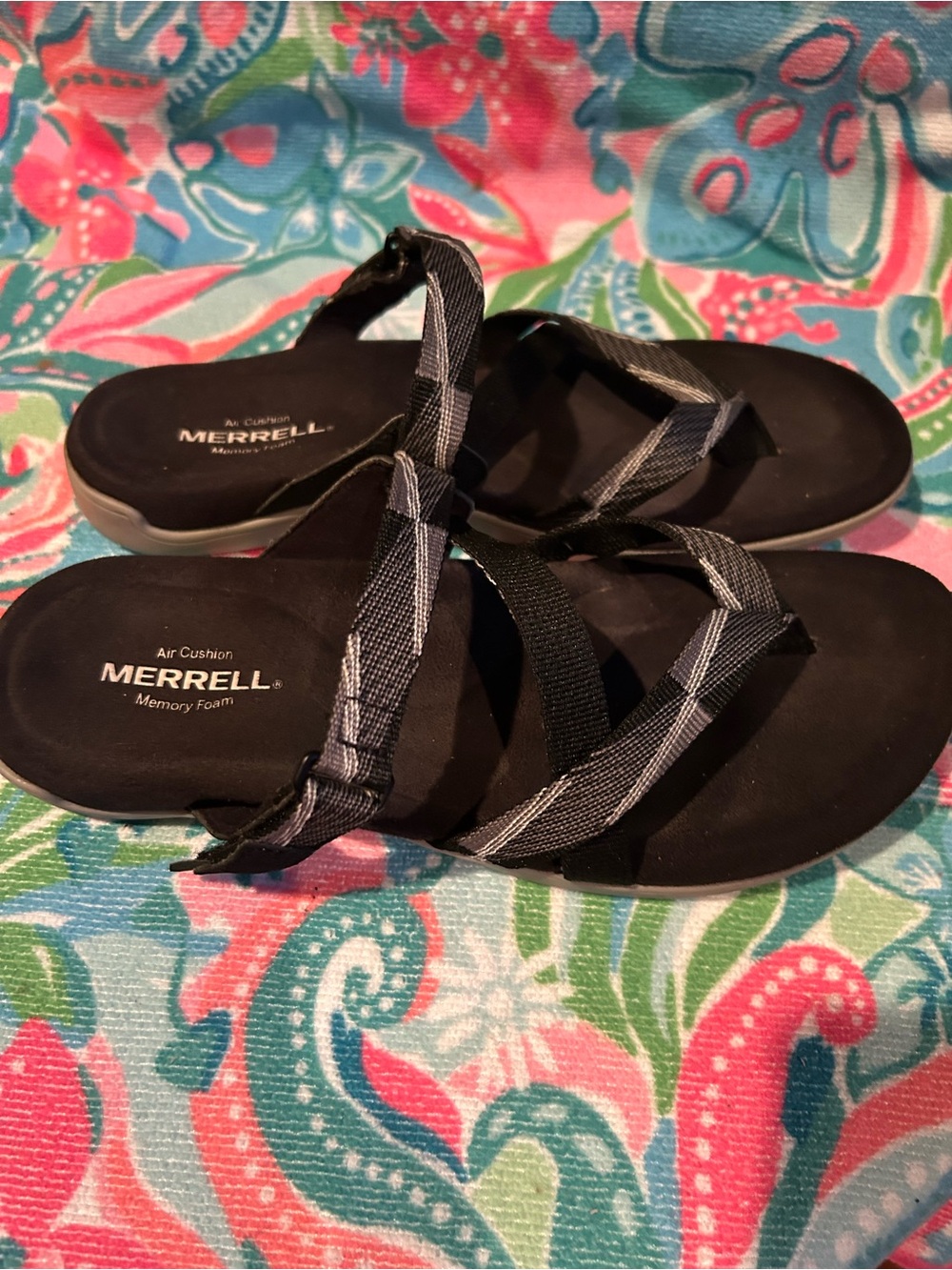 Merrell sandals. - Picture 3 of 4